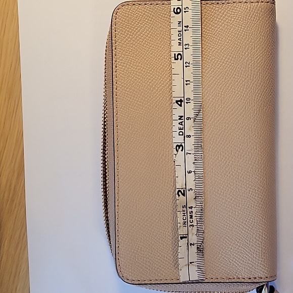 Coach Beige Crossgrain Leather Phone Wristlet - Picture 4 of 9